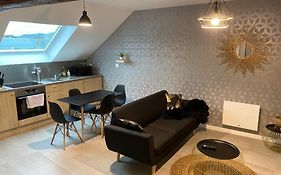 Appartement Chaleureux Wifi Et Parking Gratuit